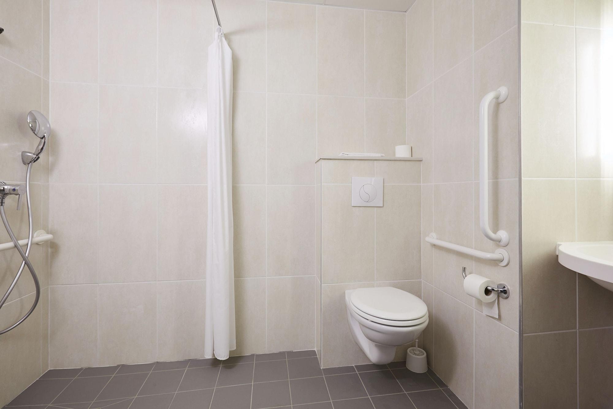 B&B Hôtel Quimper Nord Douarnenez Exterior foto