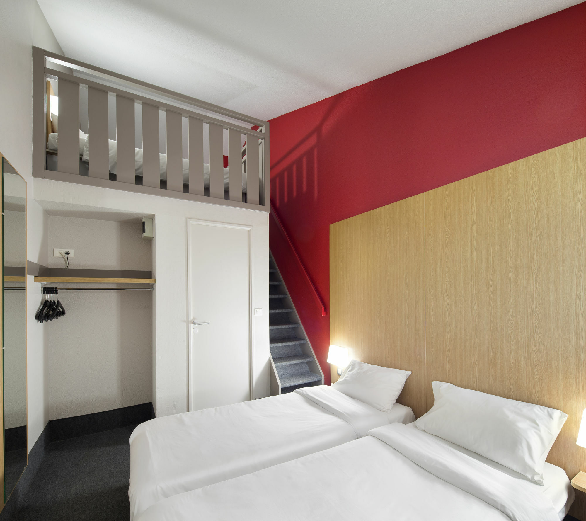 B&B Hôtel Quimper Nord Douarnenez Exterior foto