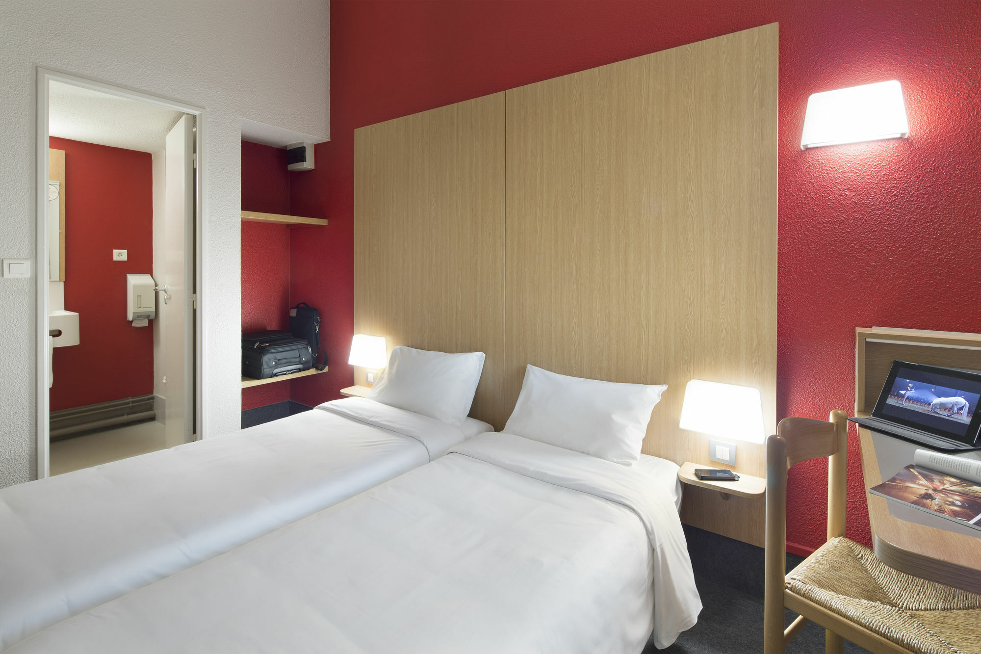 B&B Hôtel Quimper Nord Douarnenez Exterior foto